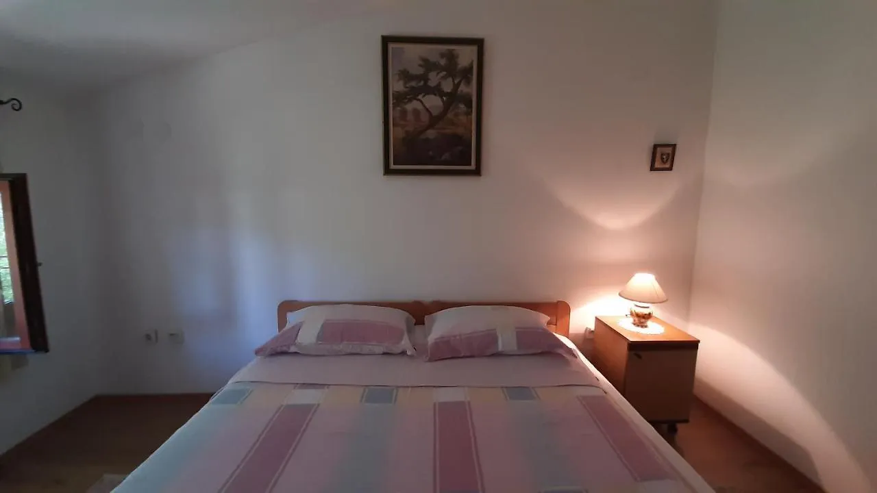 Guest house Sara Podhum Croatie