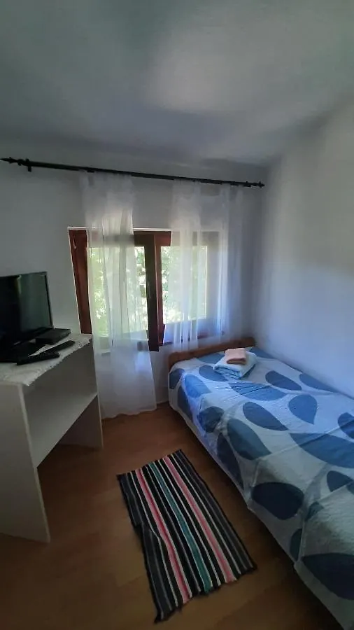 Guest house Sara Podhum
